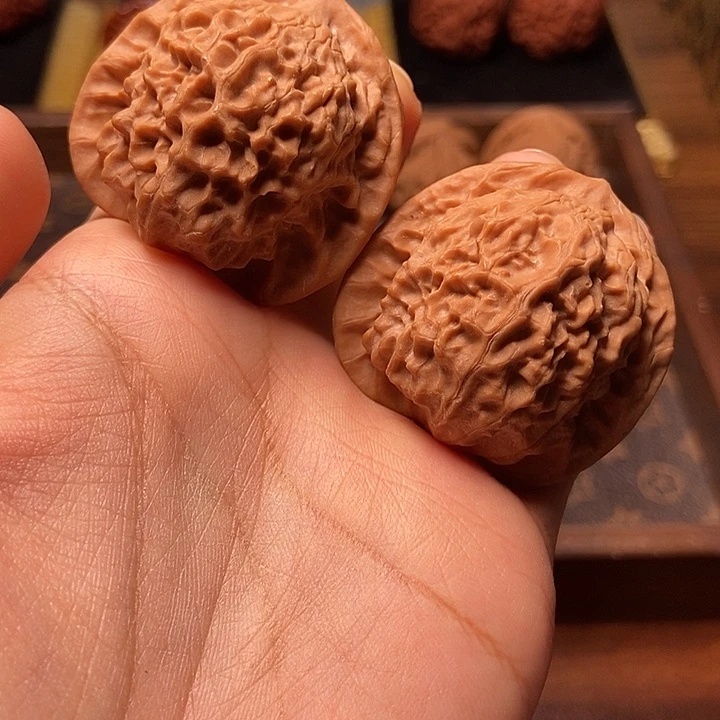 把件文玩核桃瓷娃娃