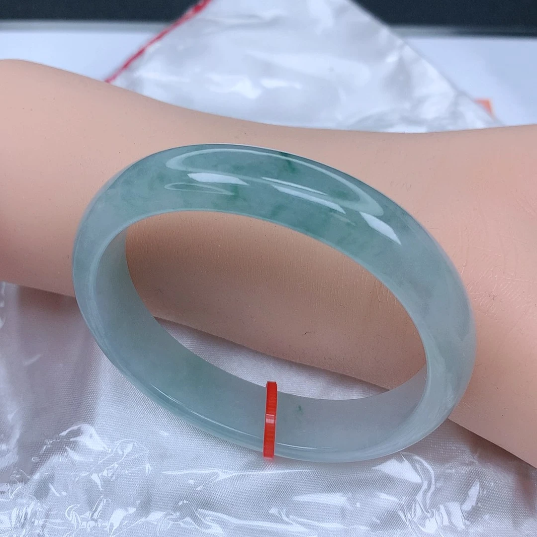 【闪购商品】翡翠手镯未镶嵌，55