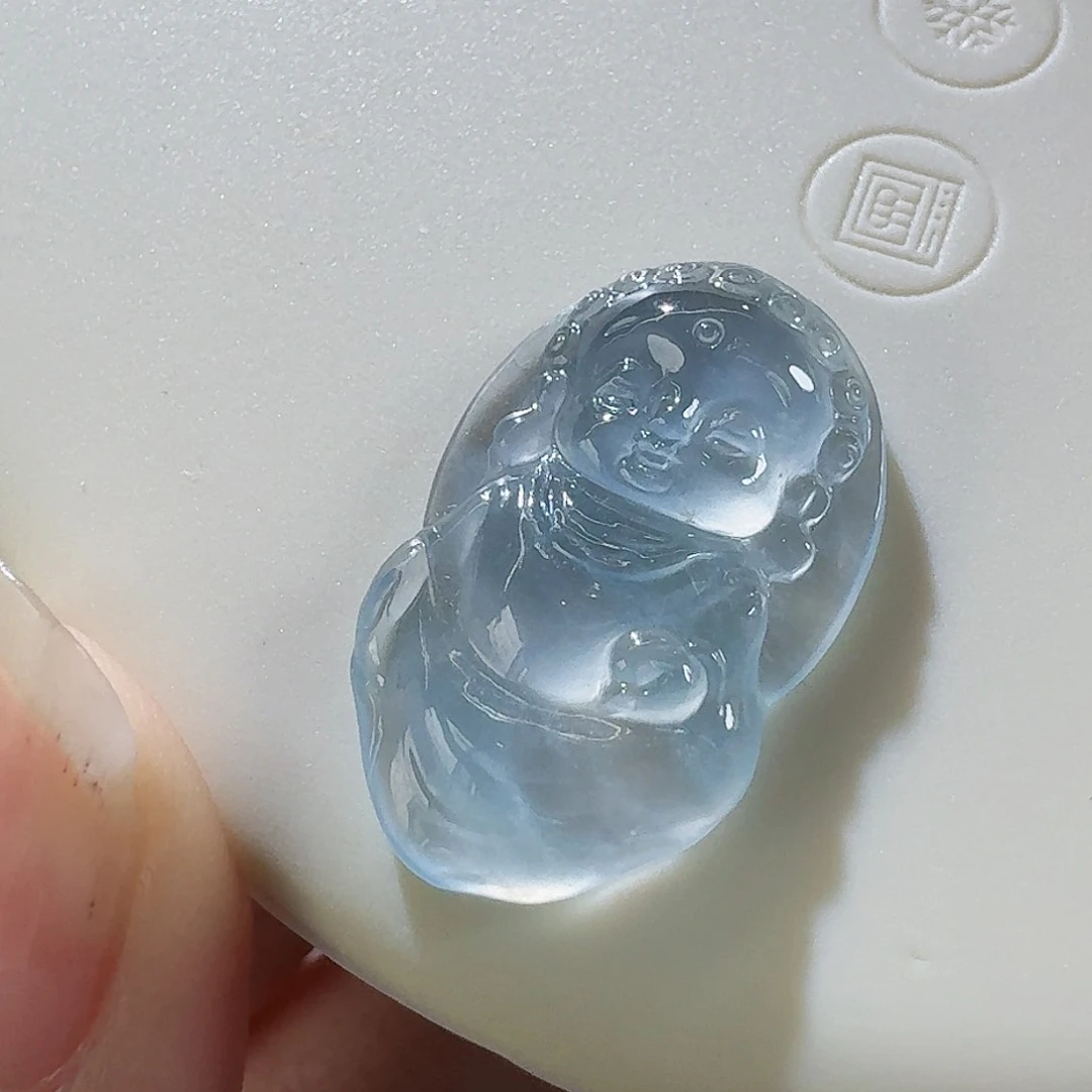 翡翠颈饰未镶嵌宝宝佛