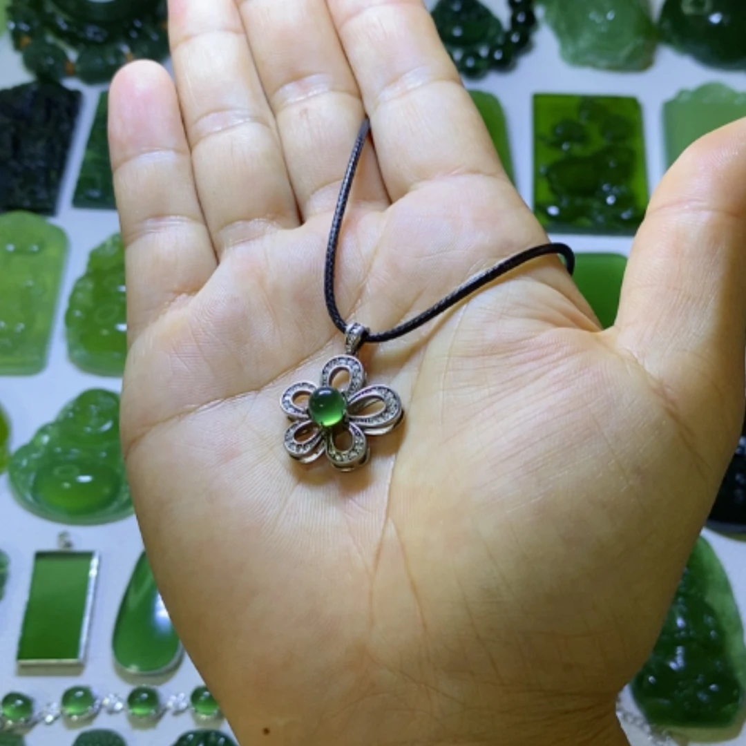 【闪购商品】蛇纹石玉银S925镶嵌颈饰