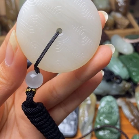 和田玉（糖玉）手镯未镶嵌