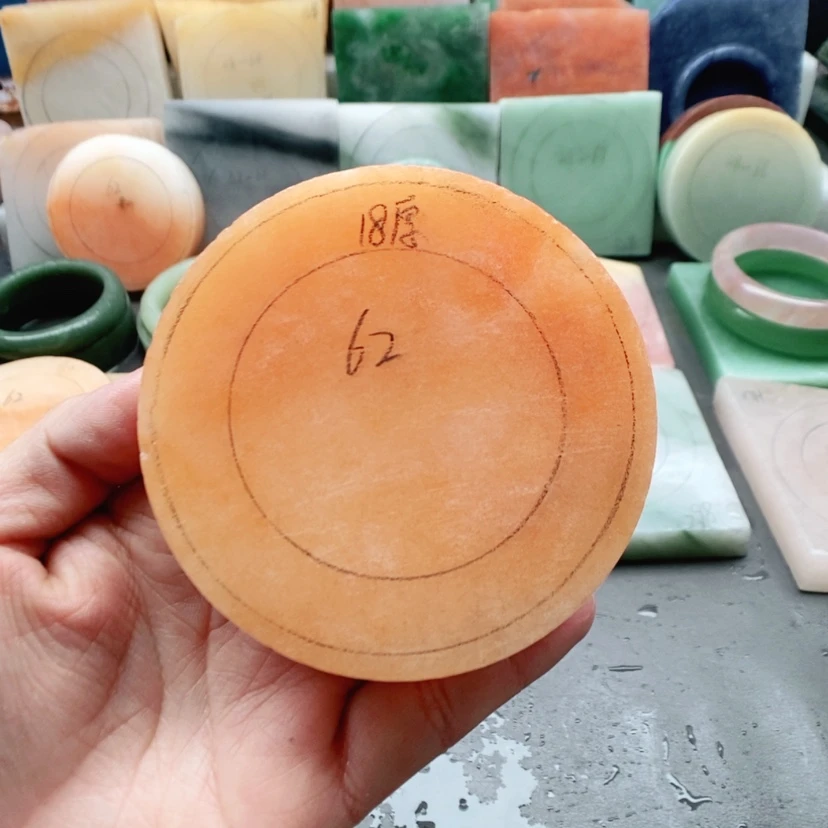 【闪购商品】定制石英质玉定制