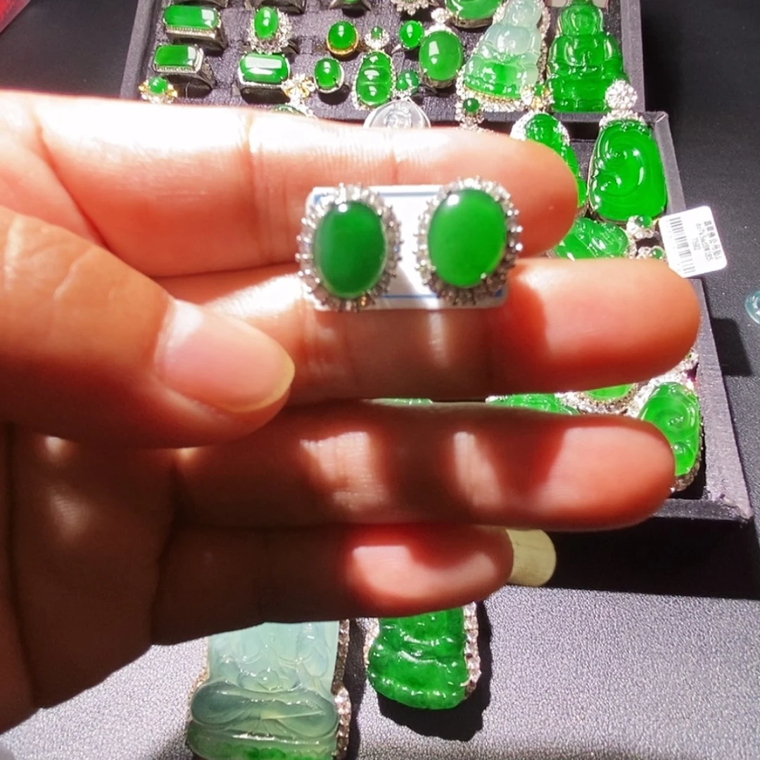 翡翠未镶嵌耳饰A货翡翠16