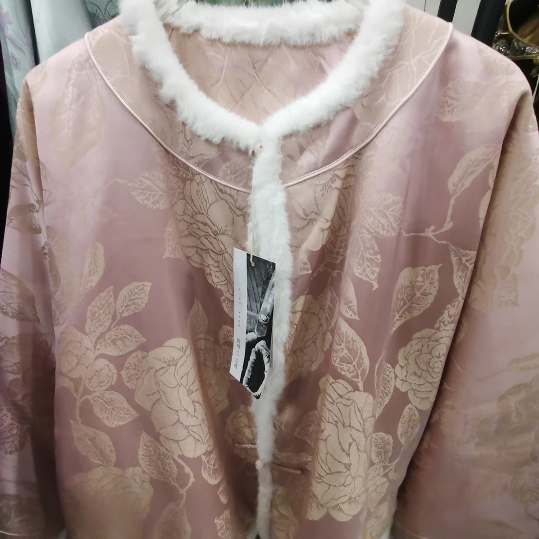 【美锦家】(T)女款冬季毛边提花圆领短款棉服241763/242107