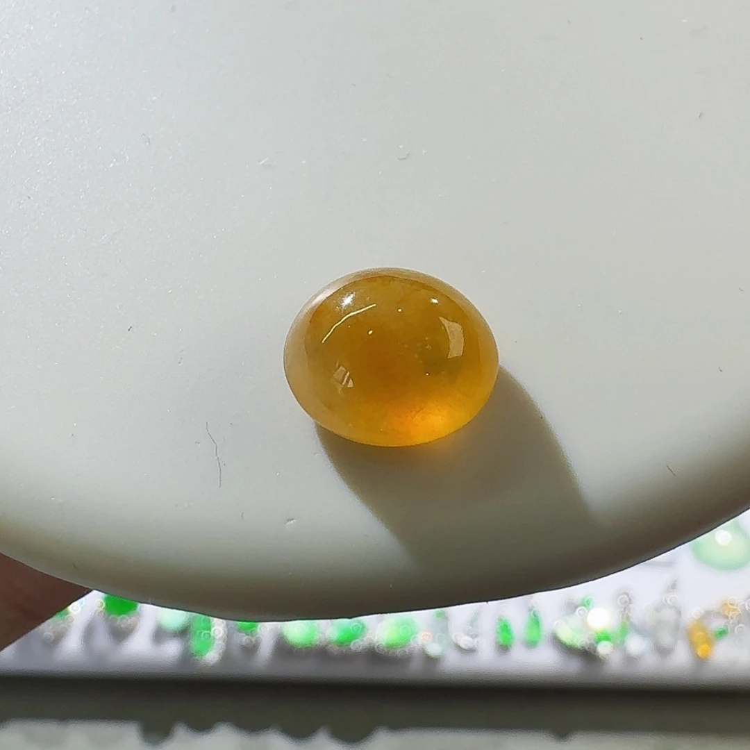 翡翠未镶嵌颈饰裸石