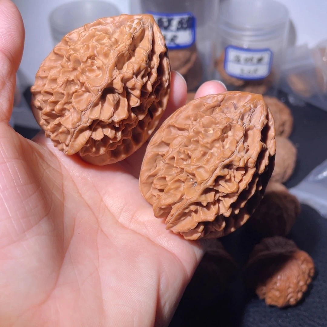 吊坠桃核44尺招财鼠