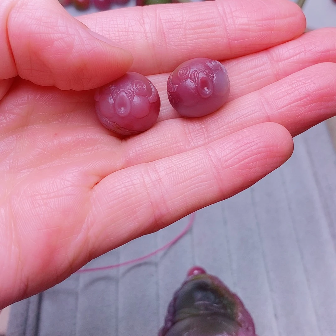 嘟***铛玛瑙/玉髓未镶嵌珠宝奇石盐源玛瑙定制