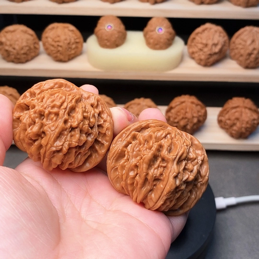 文玩核桃吊坠340号山地楼45+