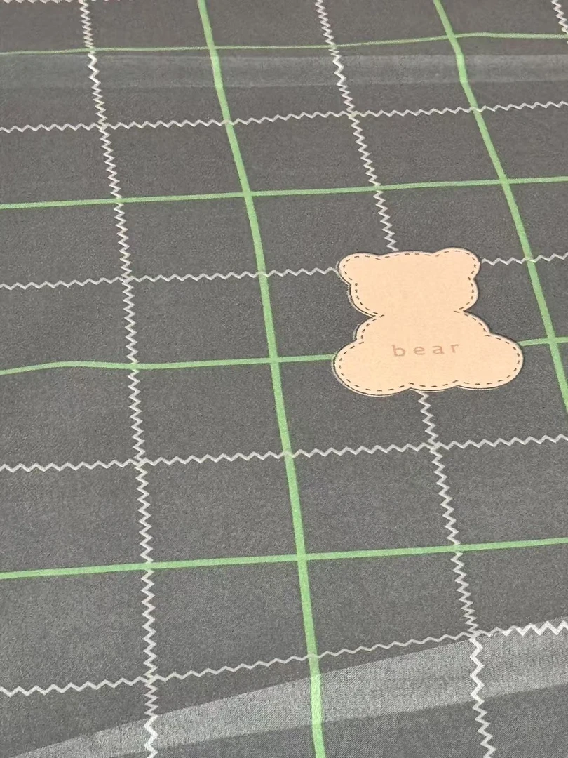 （粉色专属）1.5*2.3灰色小熊格子