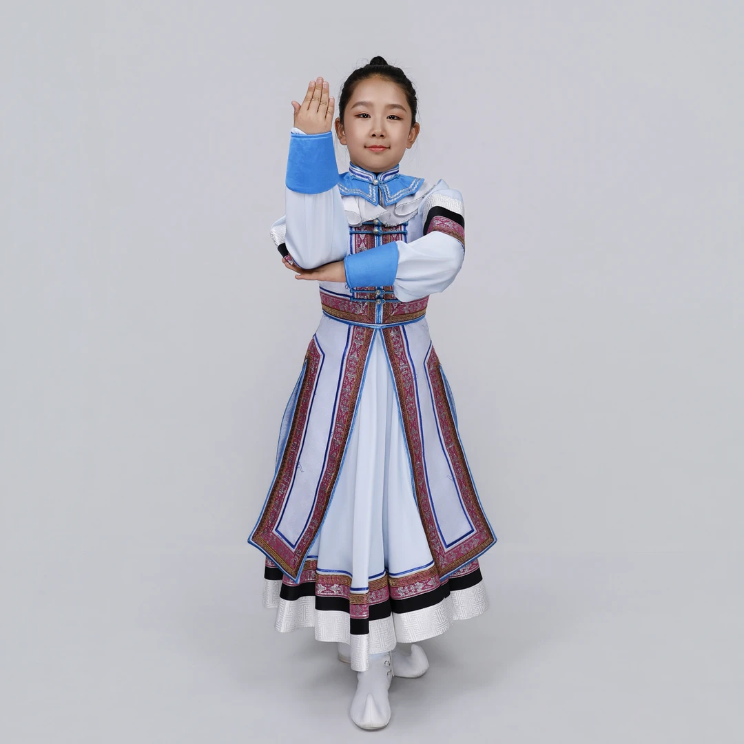 【原创设计】白韵蓝棕| 蒙古族蓝白刺绣儿童舞蹈演出服