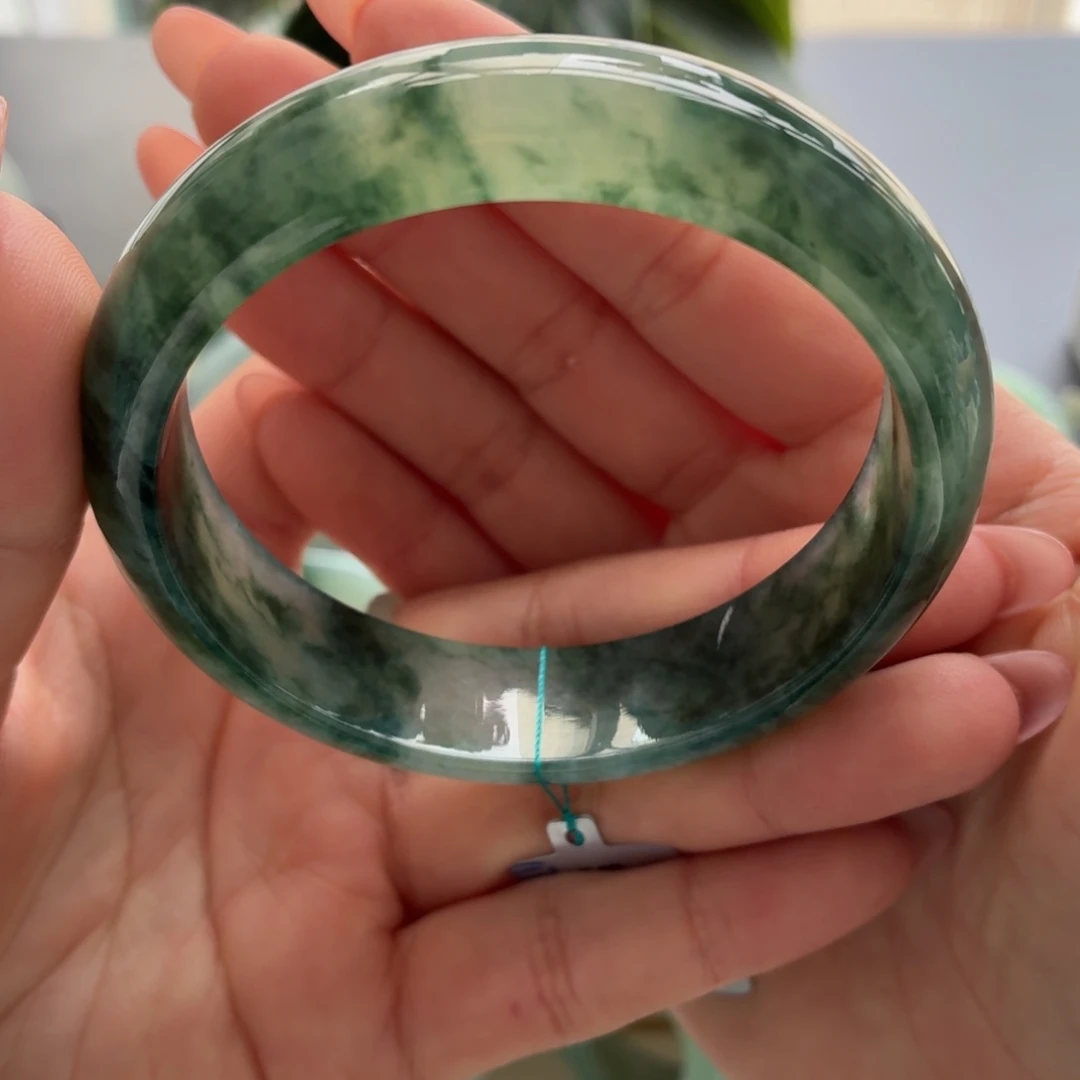 翡翠未镶嵌手镯天然