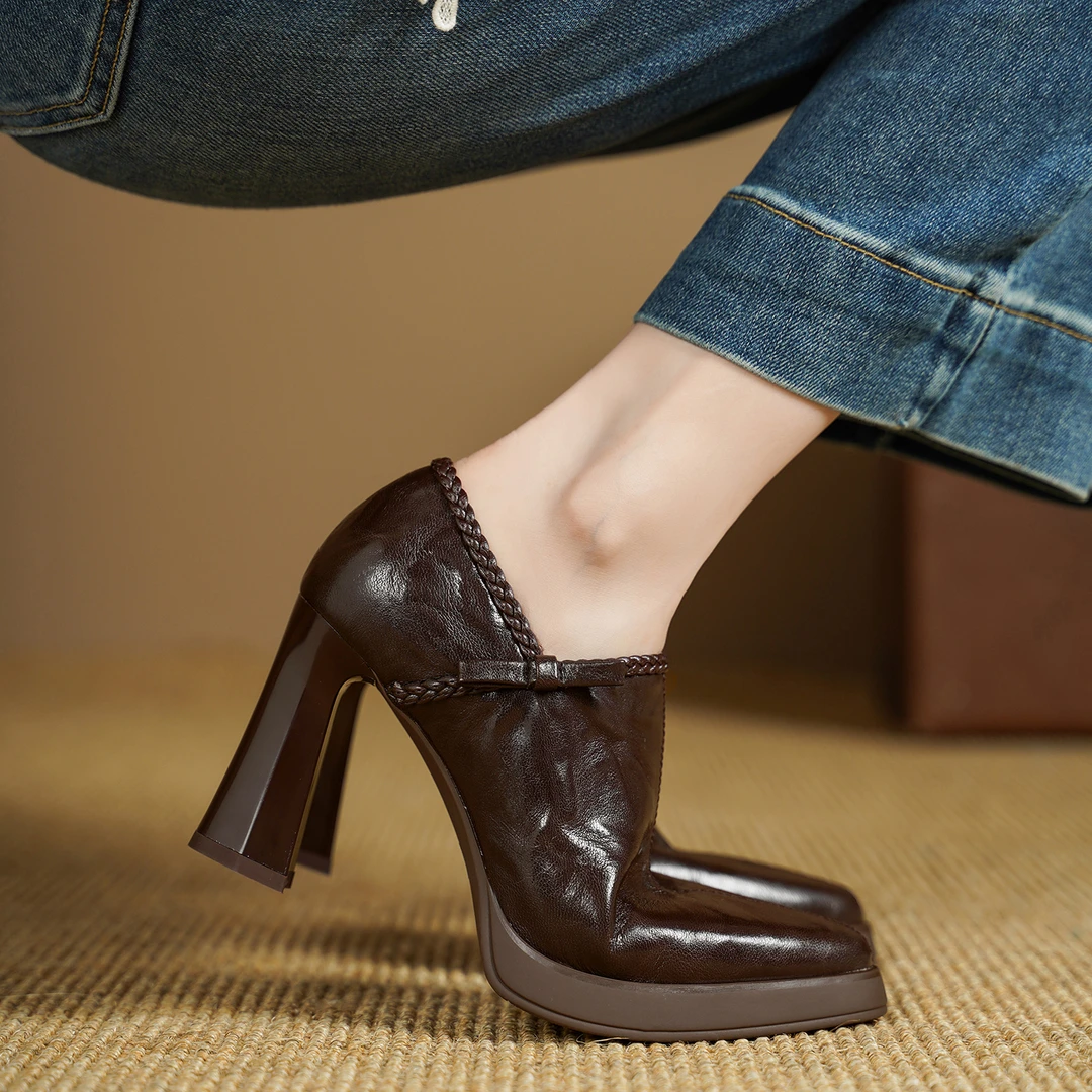 小个子手工女鞋9cm~防水台气质高跟鞋尖头深口单鞋黑色通勤小皮鞋