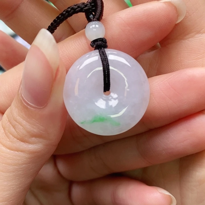 翡翠颈饰未镶嵌吊坠