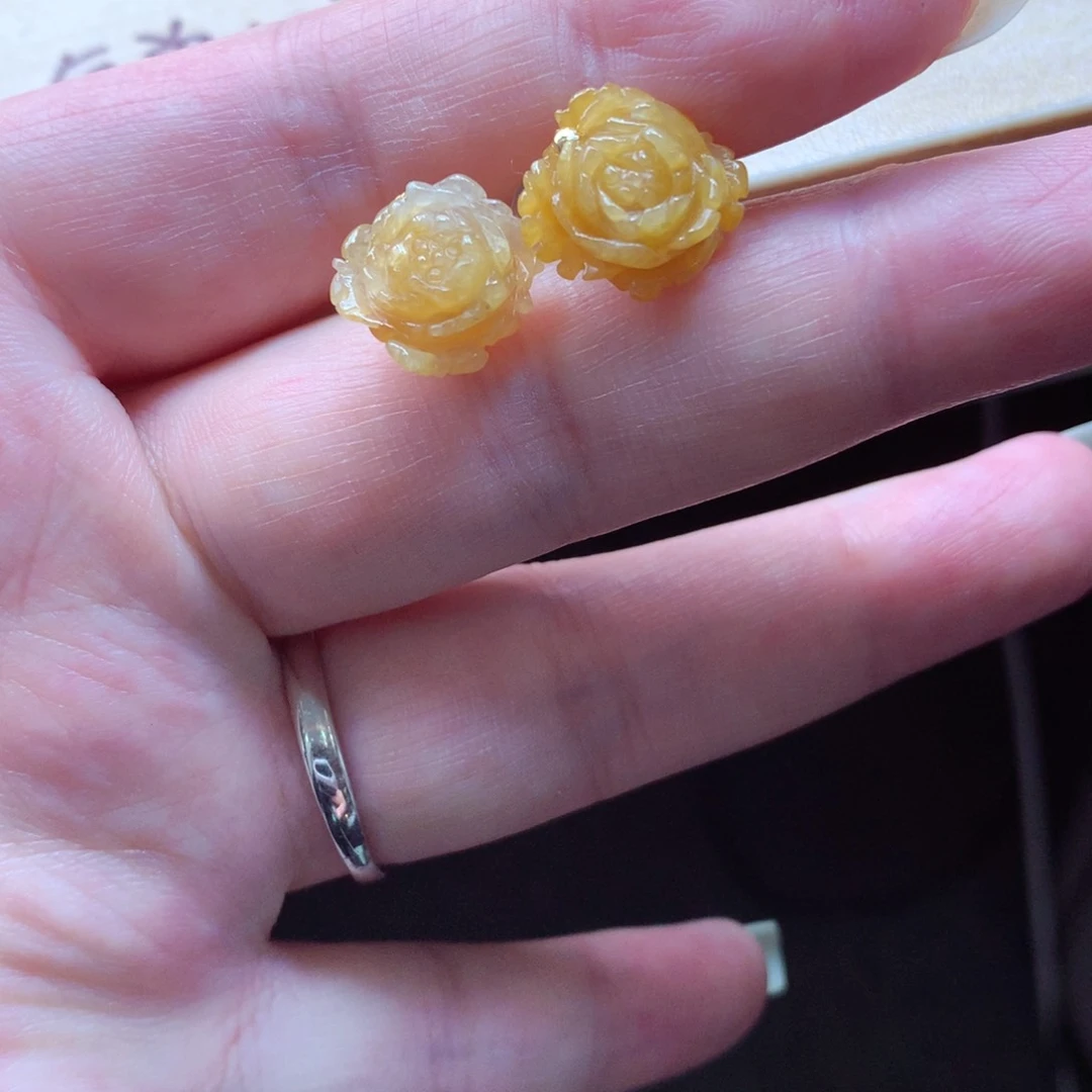 翡翠颈饰18K金镶嵌吊坠