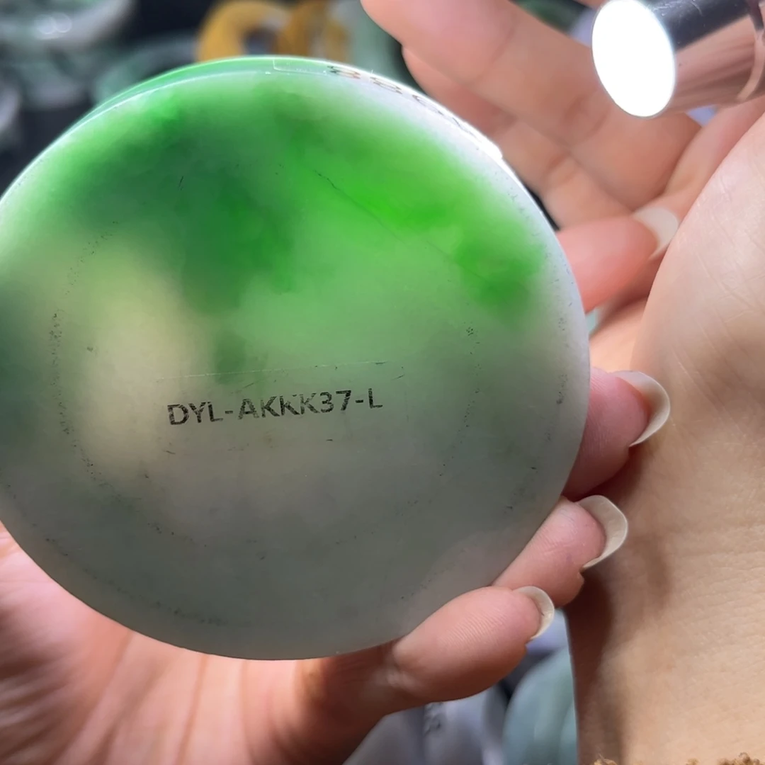 定制翡翠手镯未镶嵌