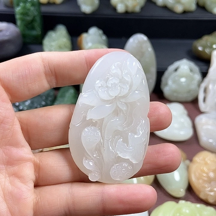 和田玉（糖玉）未镶嵌珠宝奇石