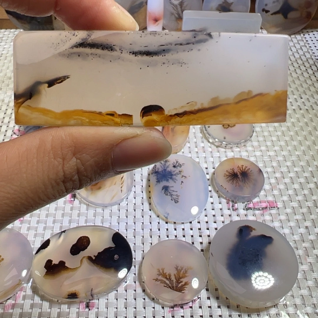 玛瑙/玉髓未镶嵌颈饰