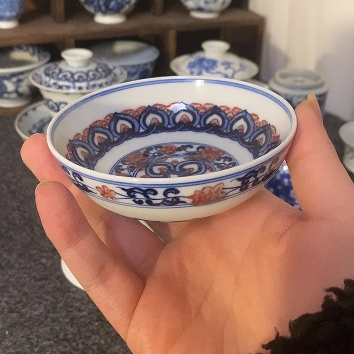 瓷釉里红宝相纹普洱杯