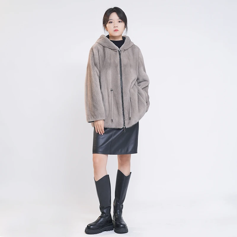 轻奢 整貂内胆皮草外套简约连帽短款双面穿尼克服 22112
