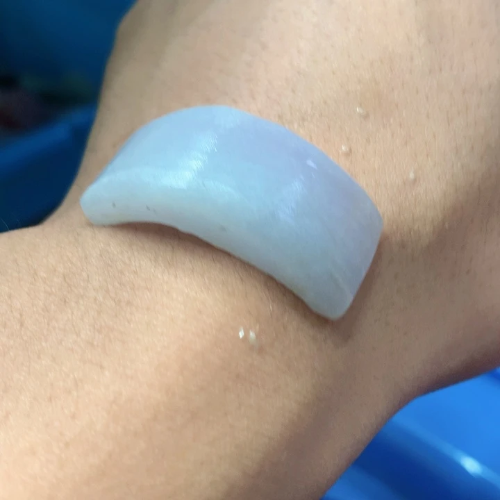 颈饰未镶嵌翡翠材料