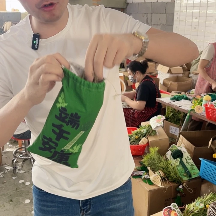 树脂艾草香包工艺品