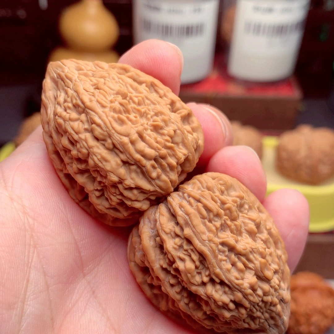 文玩核桃把件塔尖全品  1号