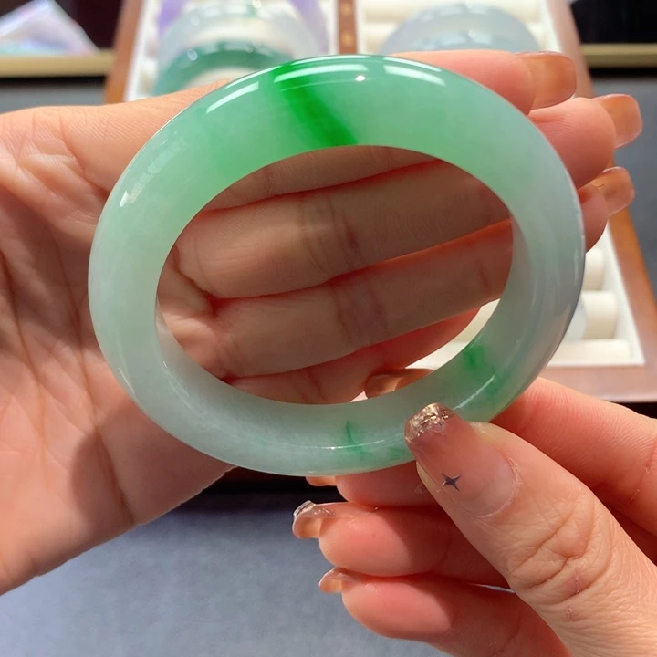 未镶嵌手镯翡翠14号正阳色