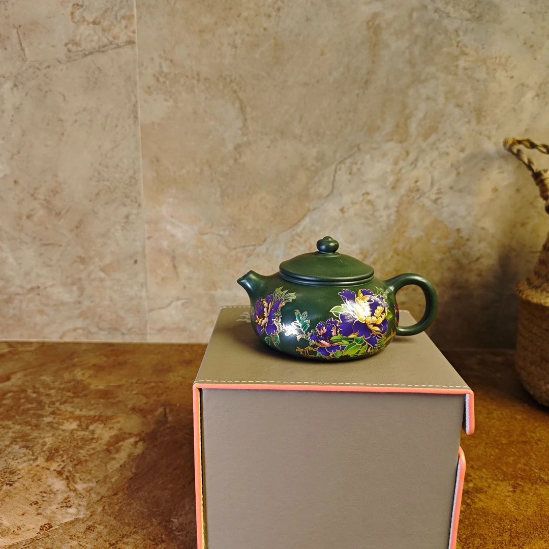 DT1126牡丹变色寒江墨绿泥全手工紫砂壶