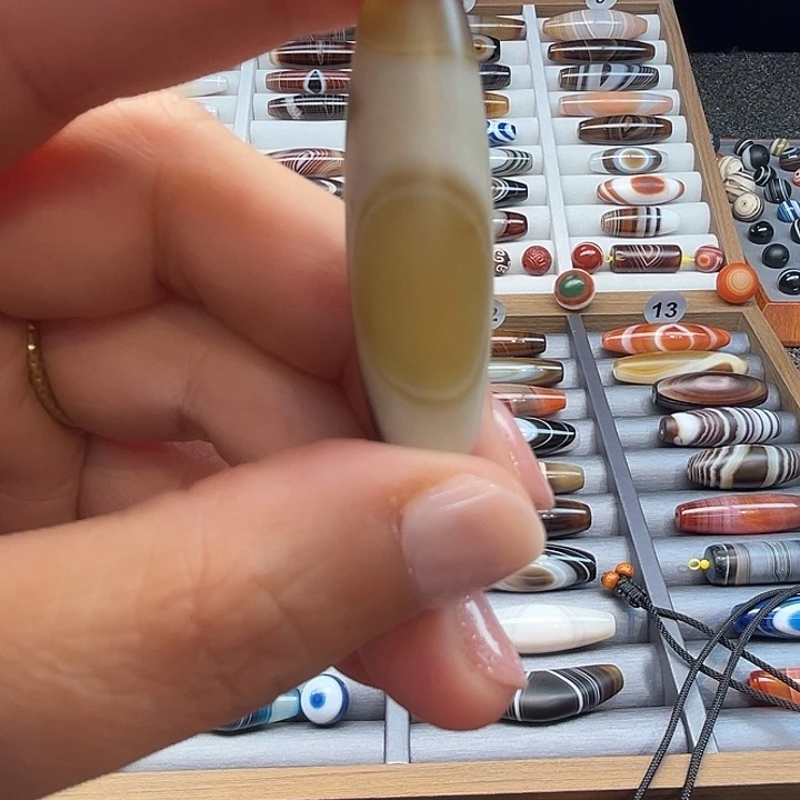 玛瑙/玉髓合金颈饰