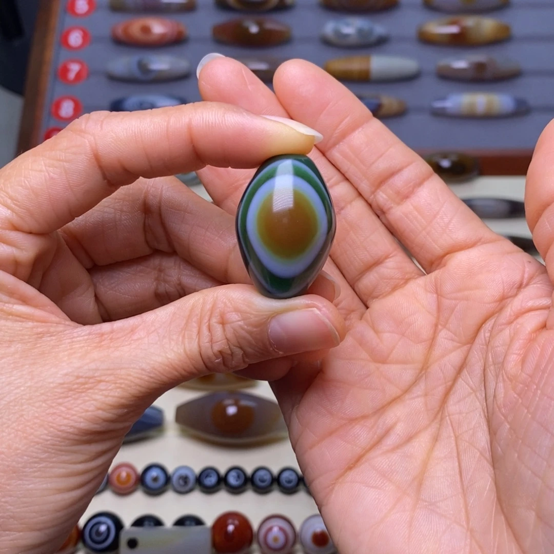 *****玛瑙/玉髓未镶嵌珠宝半成品