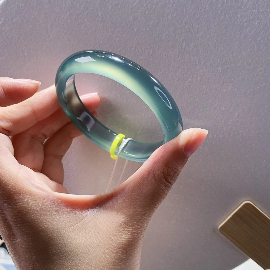 玛瑙/玉髓手镯未镶嵌56.4