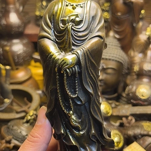 铜器摆件    点击下单