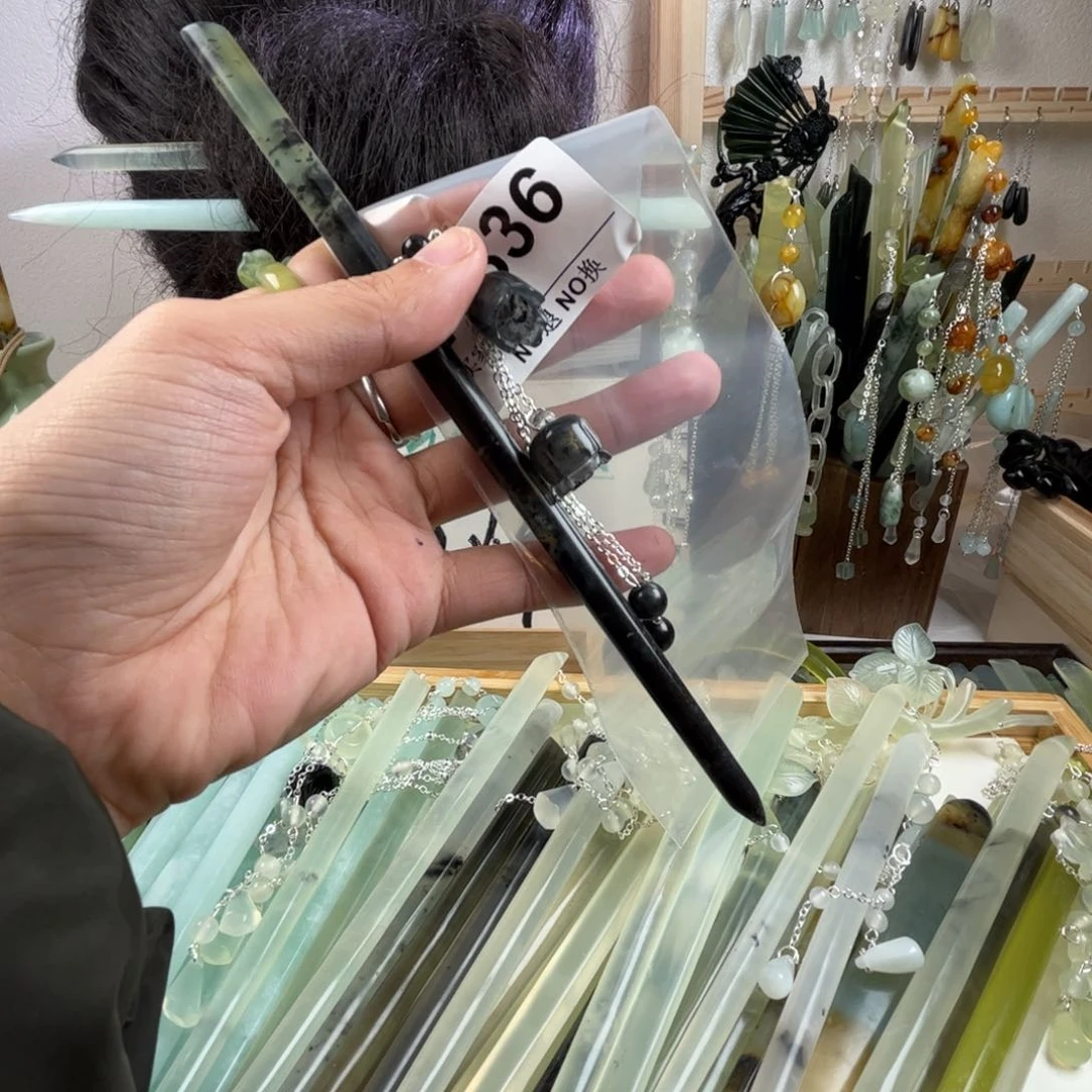 蛇纹石玉发饰未镶嵌抗****?