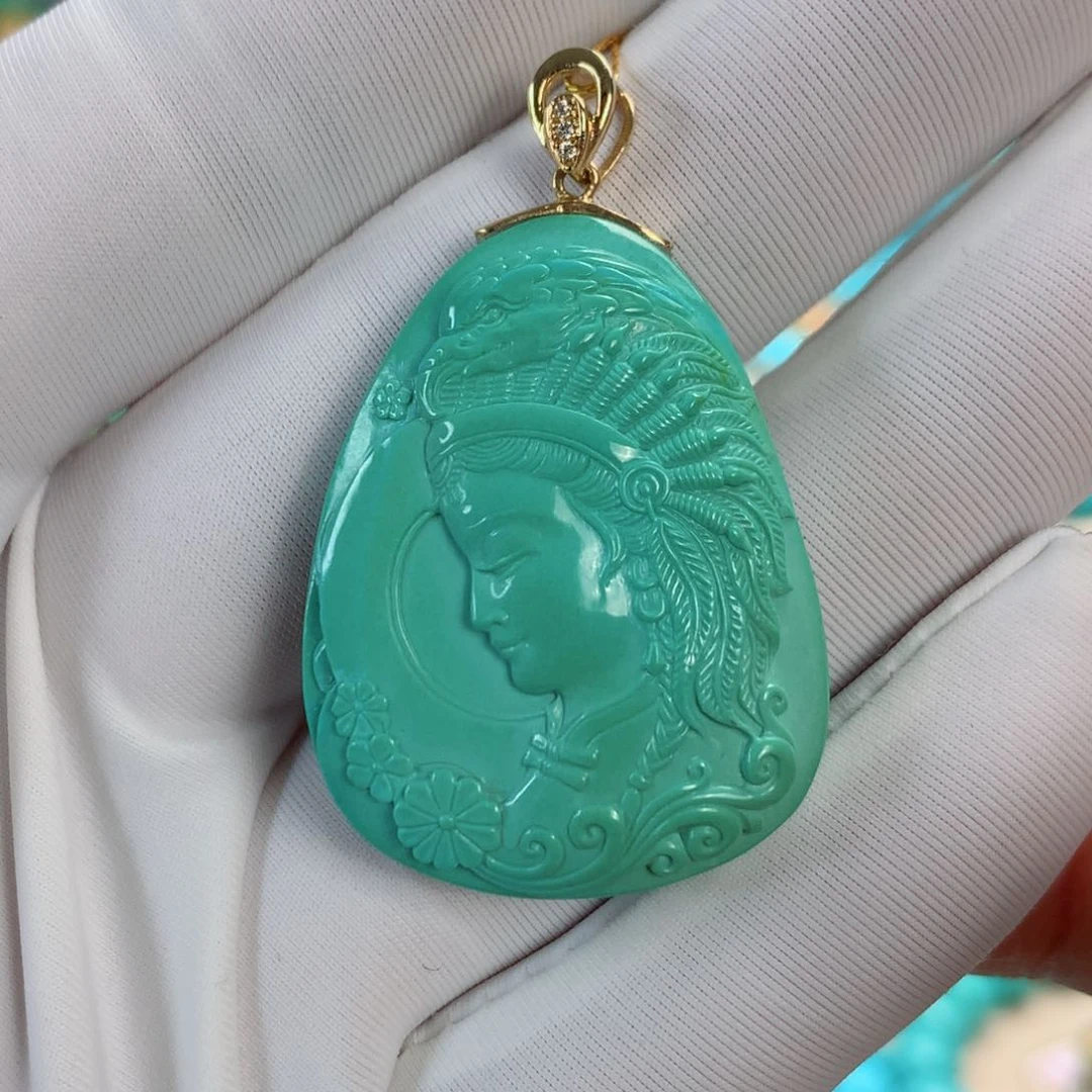 绿松石挂件18K金镶嵌