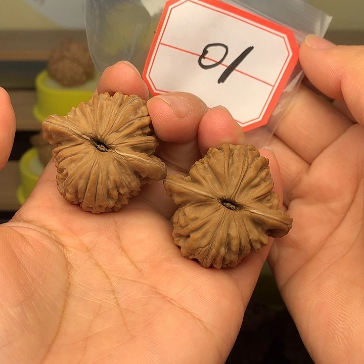 把件文玩核桃四座楼