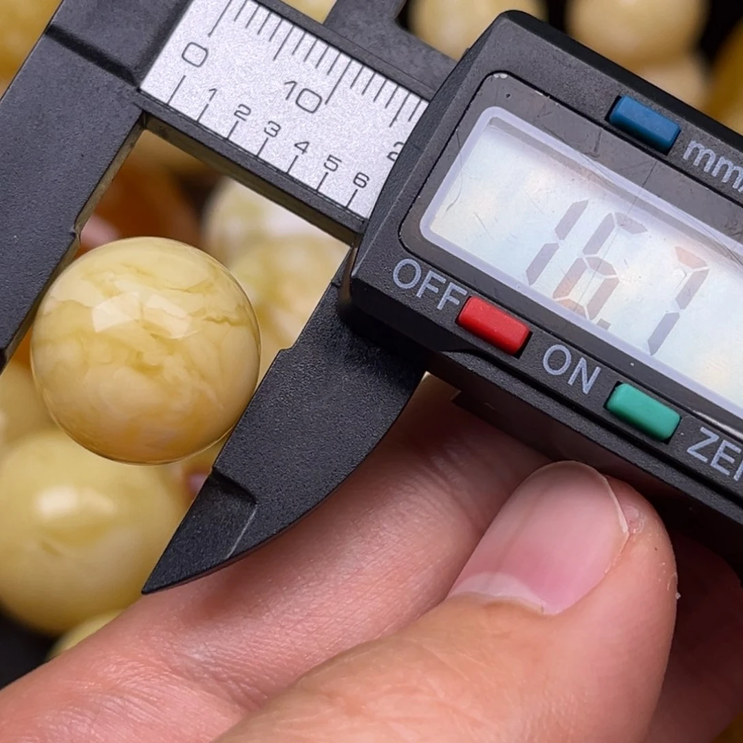 蜜蜡裸石未镶嵌y*c蜜蜡