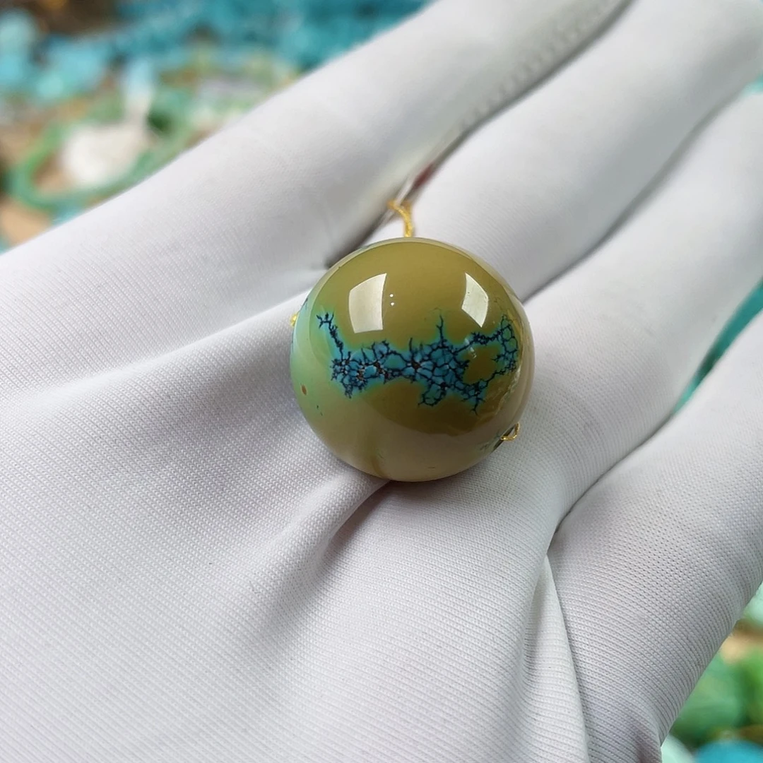 绿松石未镶嵌珠宝奇石