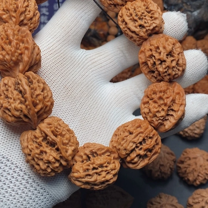 把件文玩核桃盐**儿秦岭秦闷手串