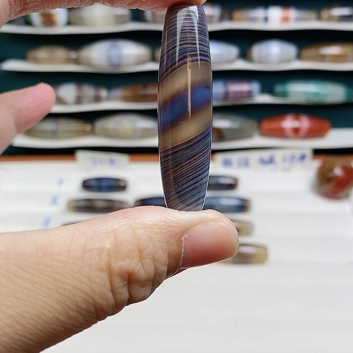 佛***系玛瑙/玉髓未镶嵌颈饰