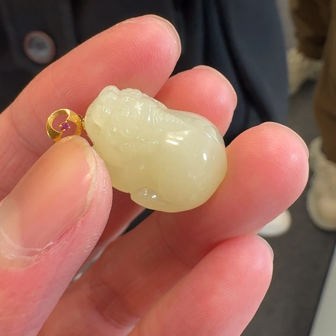 和田玉貔貅18K金镶嵌219冯总卡21左右青海料