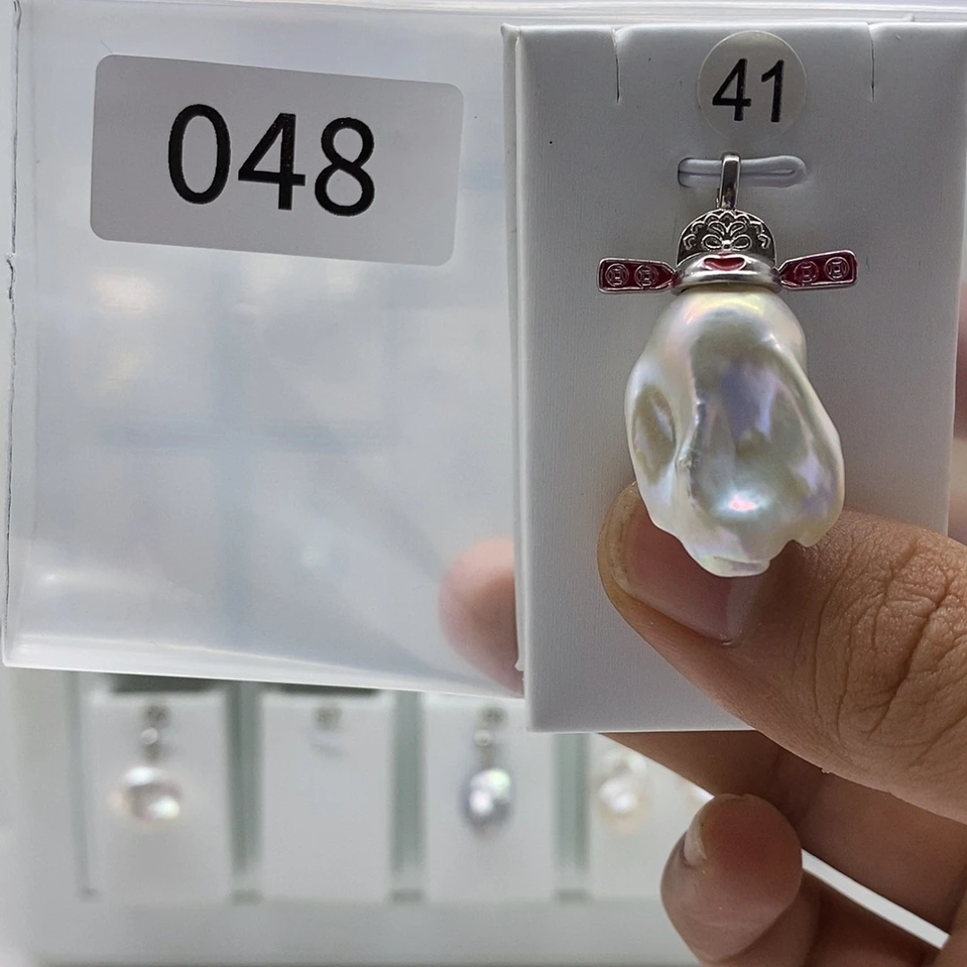 淡水珍珠颈饰合金