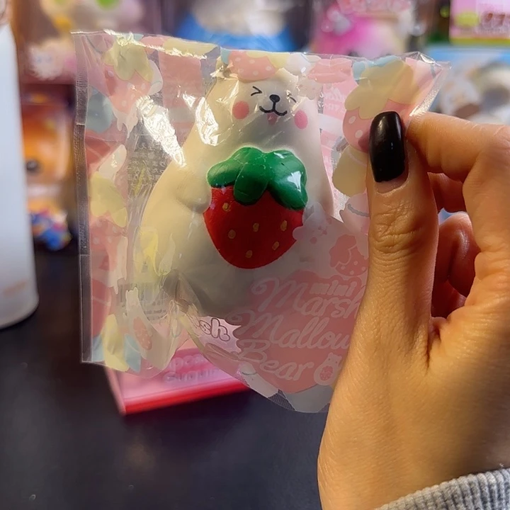 i ib小白熊抱草莓袋装 玩过 瑕疵无售后