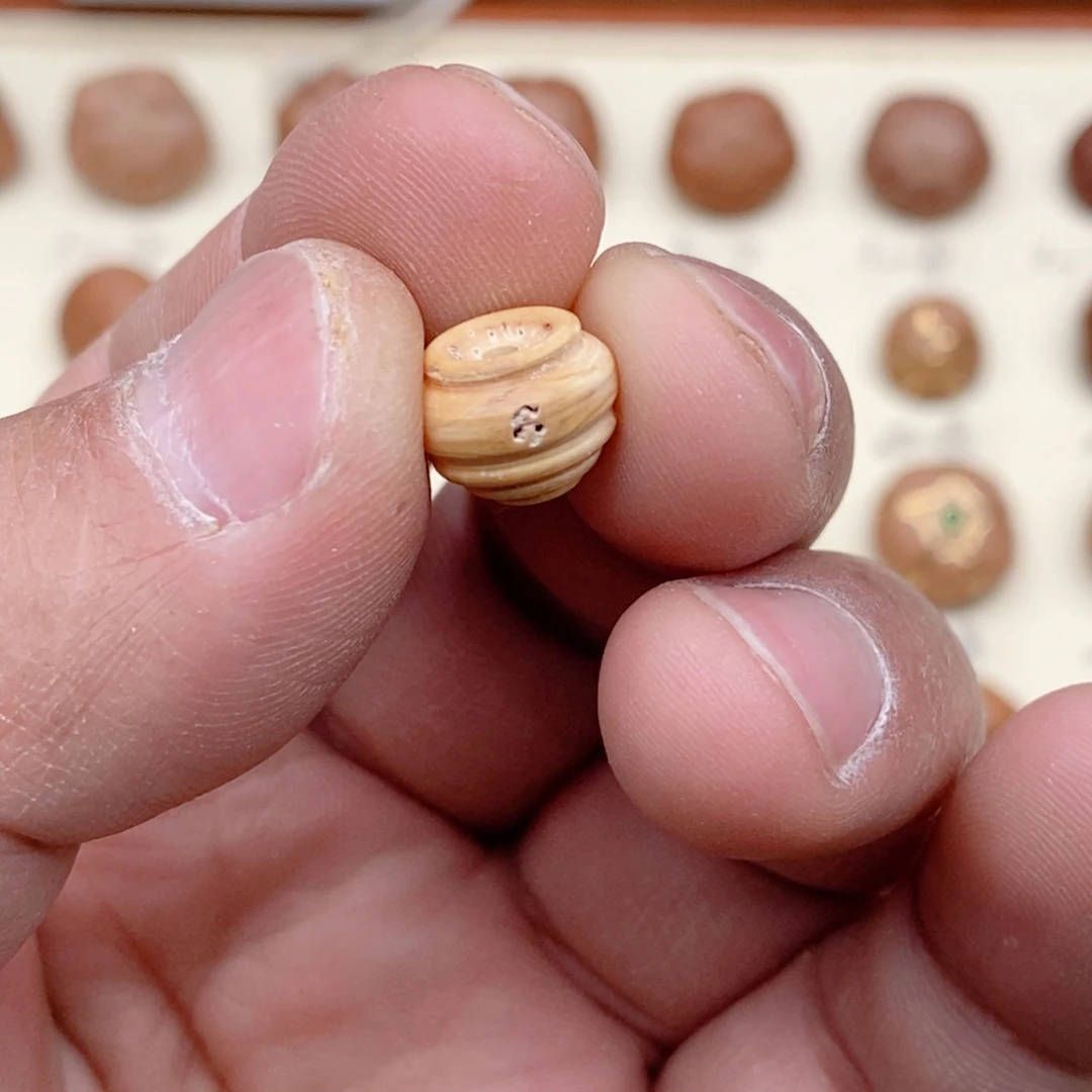 龙眼菩提吊坠实心凤塔