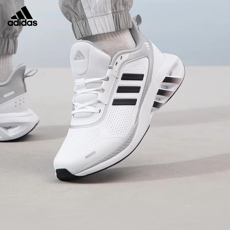 adidas/阿迪达斯运动鞋男女情侣秋冬网面低帮轻便休闲减震跑步鞋