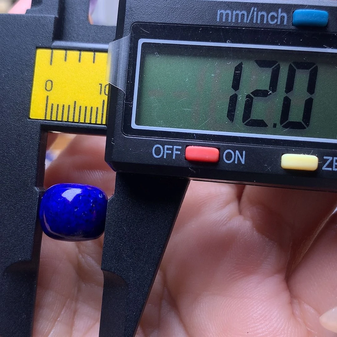 深***蓝青金石未镶嵌老型单珠