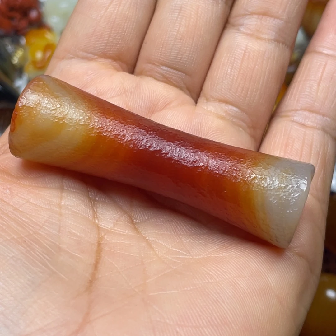 贵***子玛瑙/玉髓颈饰未镶嵌