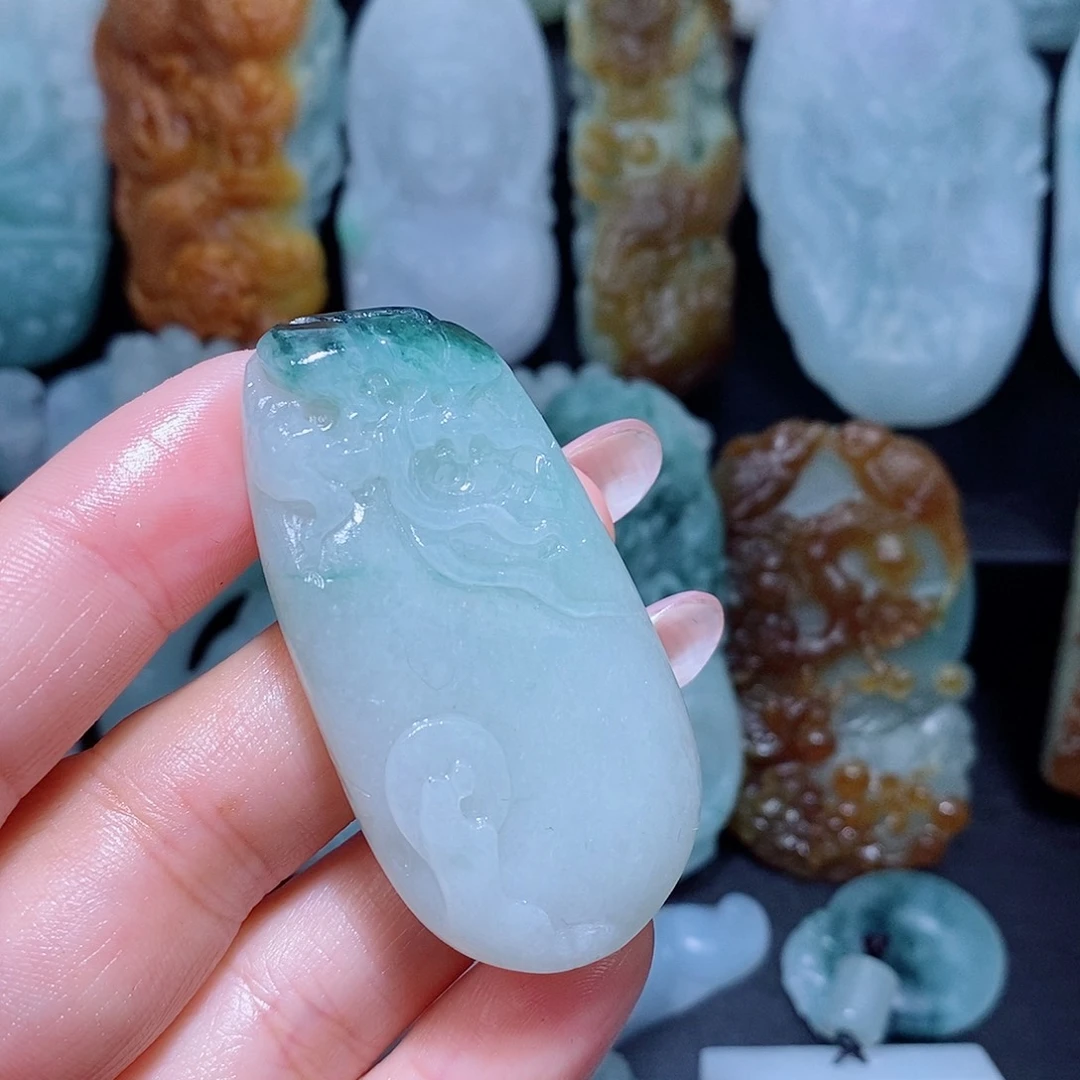 定制翡翠未镶嵌翡翠