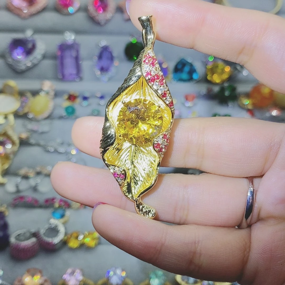 【闪购商品】托帕石耳饰银S925镶嵌