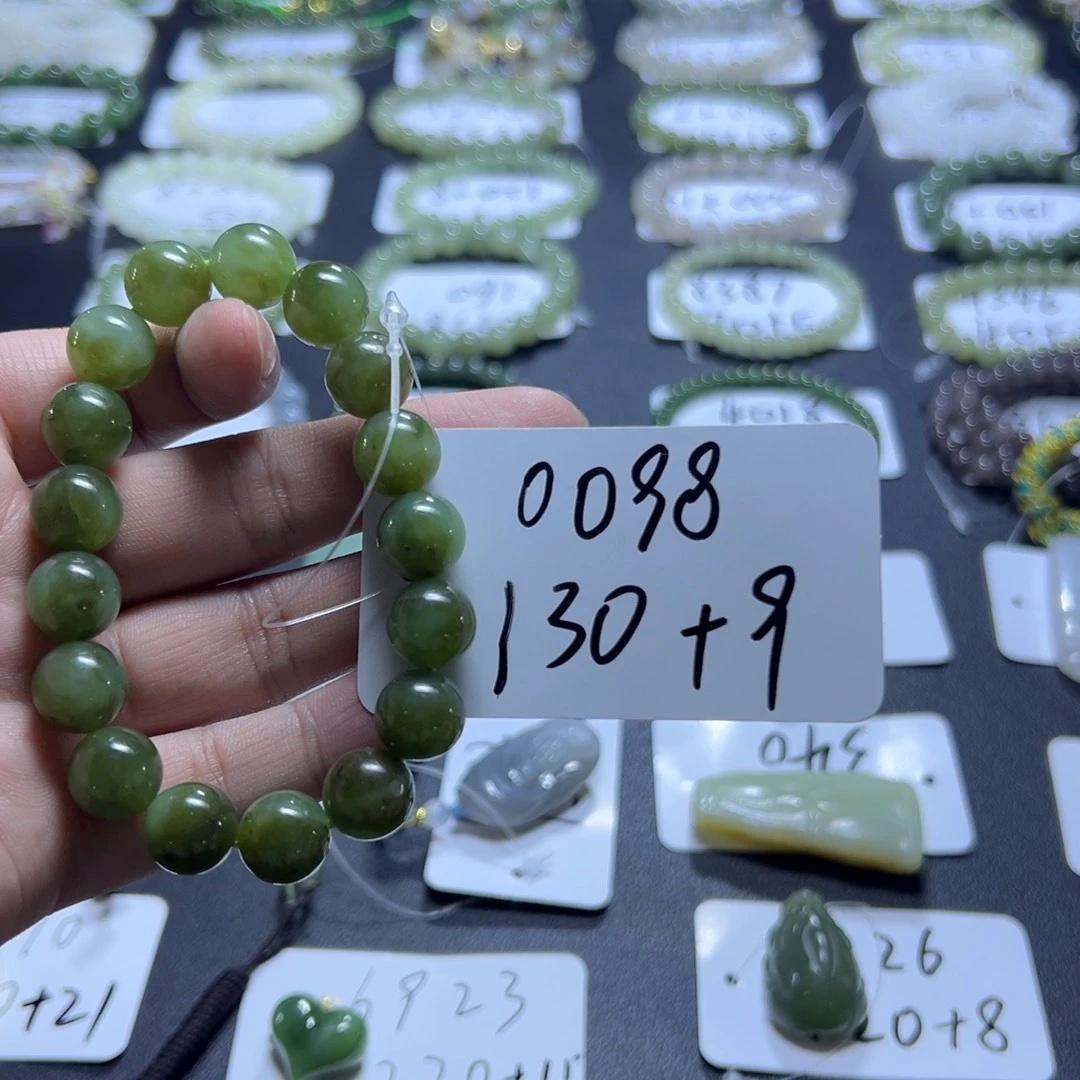 和田玉未镶嵌手串0098