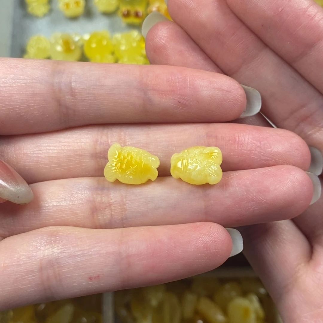 琥珀裸石未镶嵌李***想鱼2